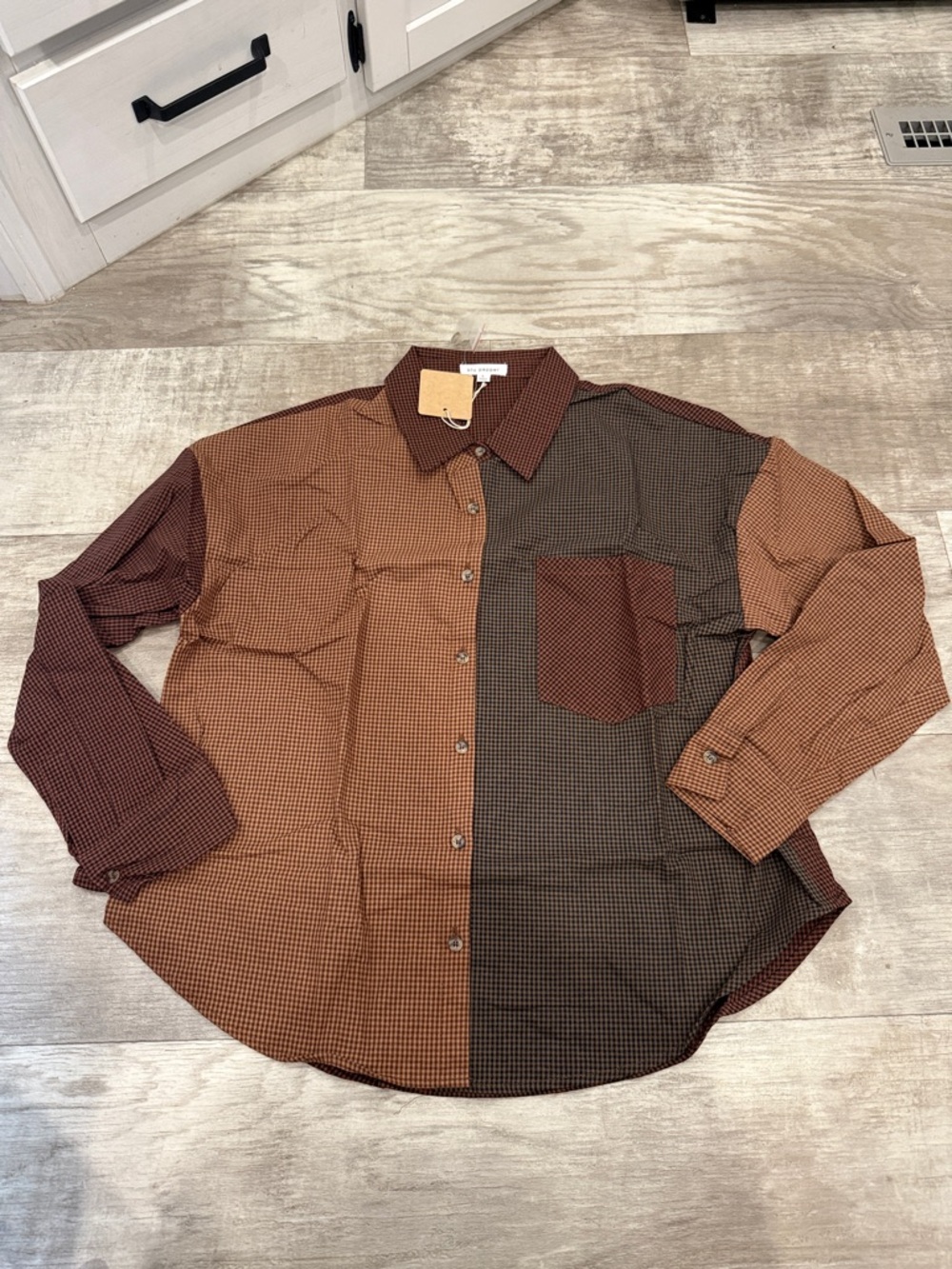 Blu Pepper Colorblock Button-Down Shirt - Brown & Olive